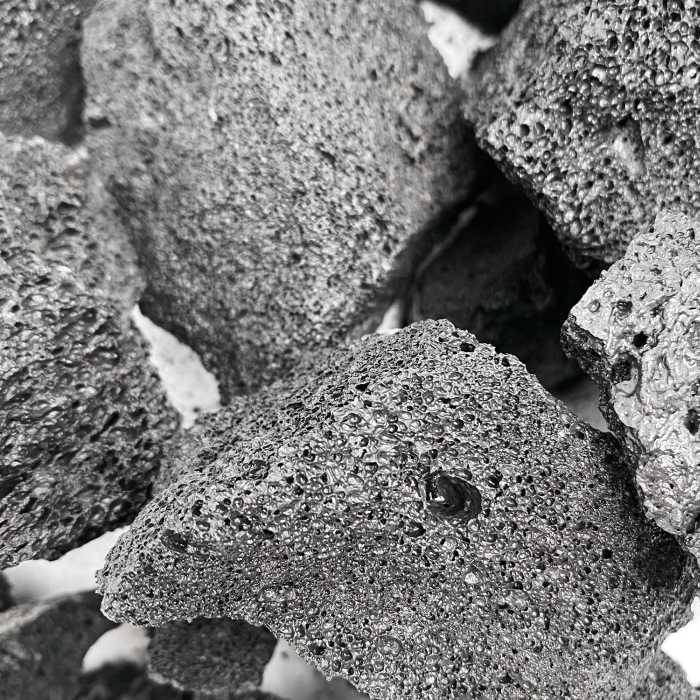 Me Nature Nano Detail Black Fuji Lava Stone (2kg)